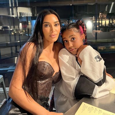 Kim Kardashian and her eldest daughter North West posted a picture together.
